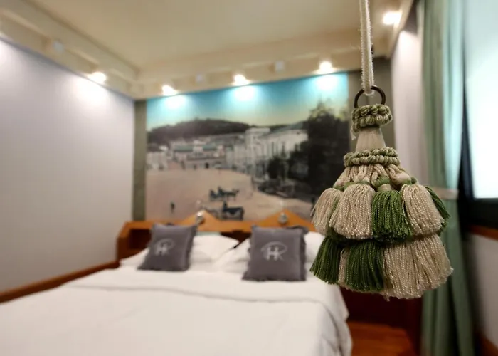 Hr Hotel