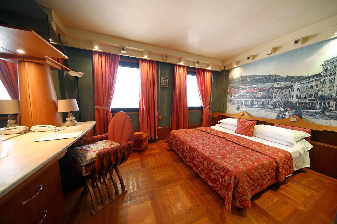 Hotel Hr 3*